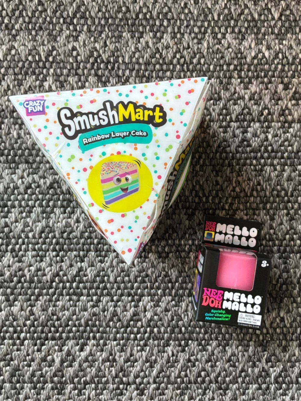 SmushMart Cake & Needoh